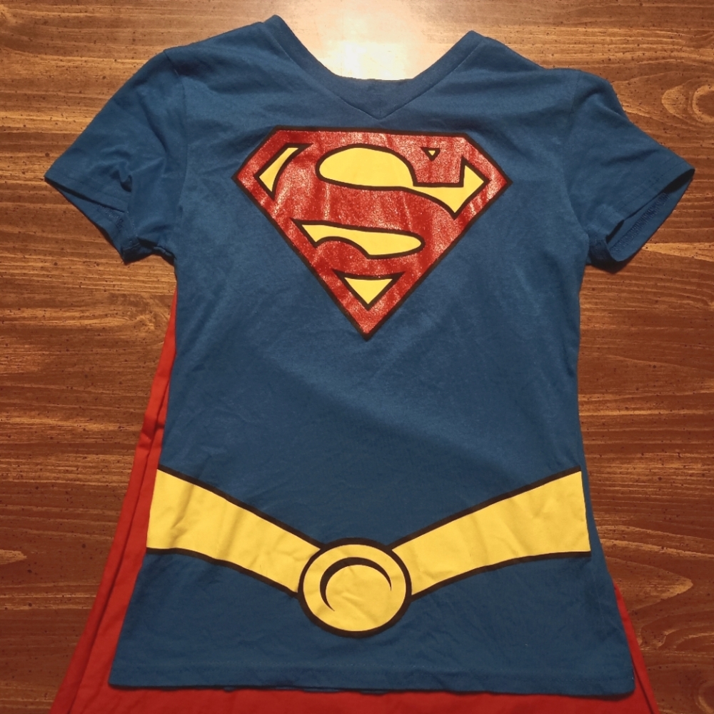 SUPERGIRL T-SHIRT WITH CAPE - Small // Cosplay Costume Tee Shirt DC Comics Hero - Picture 2 of 14